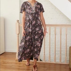 NWT Charcoal Grey Floral Short Sleeve Maxi Dress